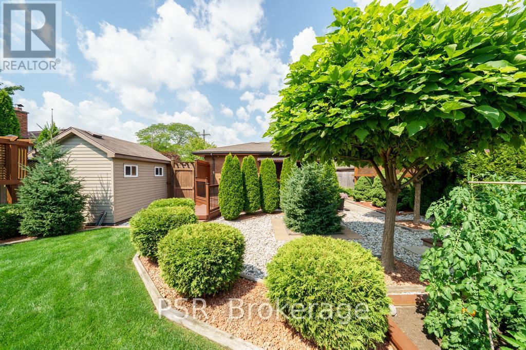 117 Sunrise Drive, Hamilton, ON - Outdoor