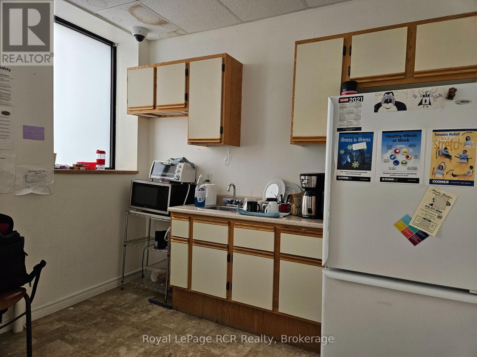 Kitchen - 236 8Th Street E, Owen Sound, ON