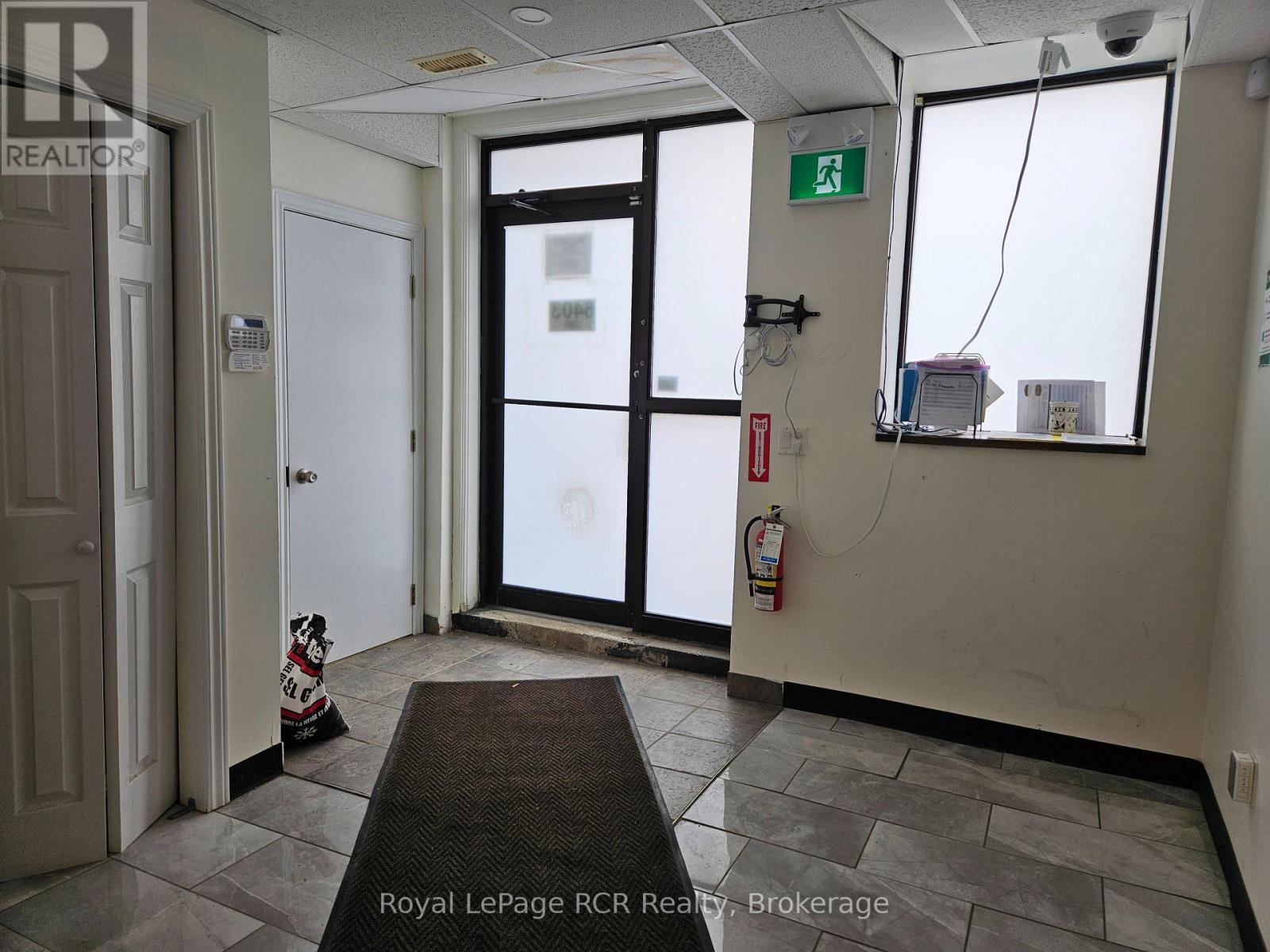 Back entrance - 236 8Th Street E, Owen Sound, ON