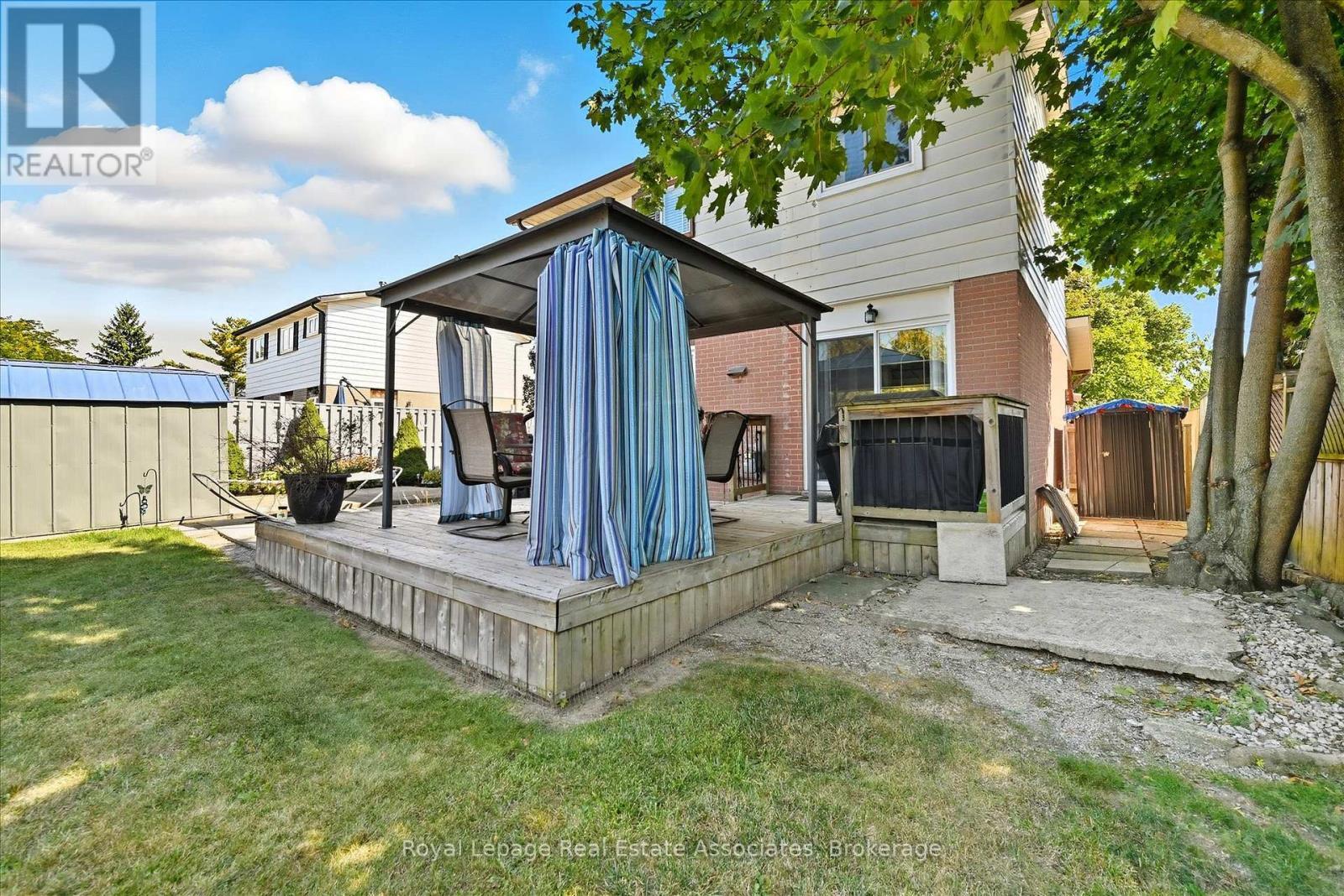 Rear Yard - 107 Billington Crescent, Hamilton, ON - Outdoor With Deck Patio Veranda