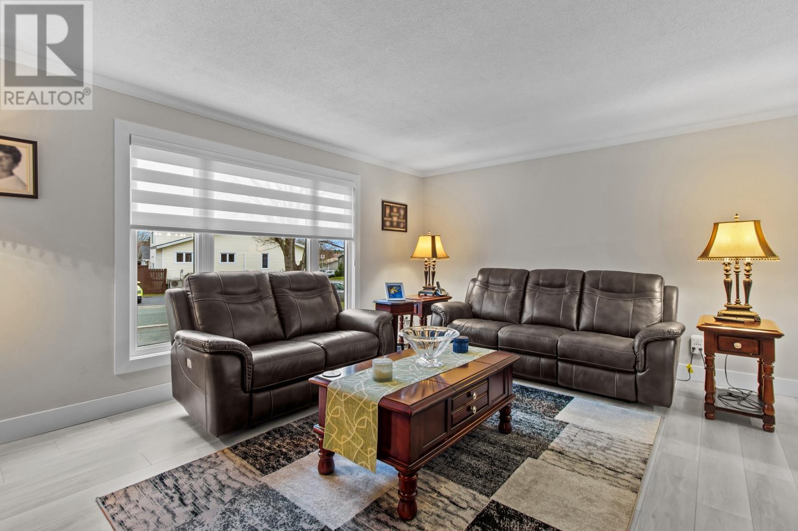 26 Dalhousie Crescent, Mount Pearl, NL - Indoor Photo Showing Living Room