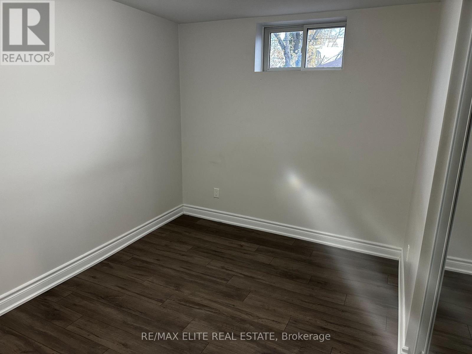 77 Foreht Crescent, Aurora, ON - Indoor Photo Showing Other Room