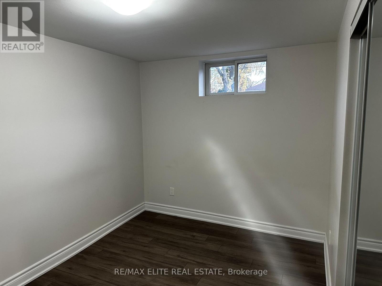 77 Foreht Crescent, Aurora, ON - Indoor Photo Showing Other Room