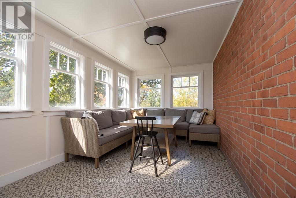 3477 Wallace Point Road, Otonabee-South Monaghan, ON - Indoor