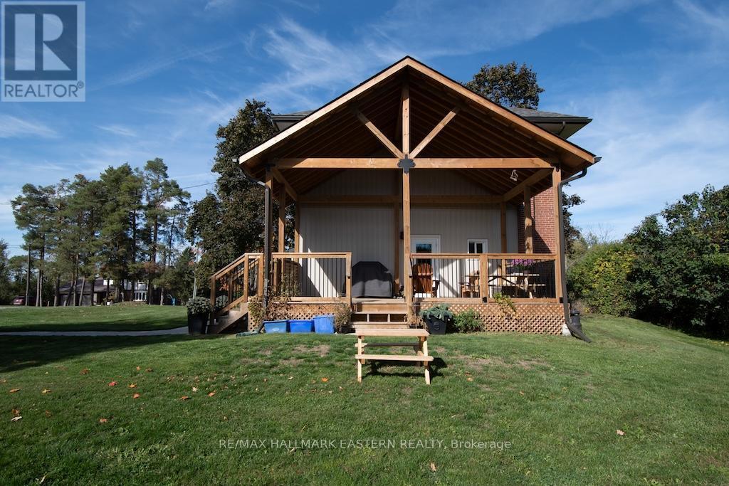 3477 Wallace Point Road, Otonabee-South Monaghan, ON - Outdoor With Deck Patio Veranda