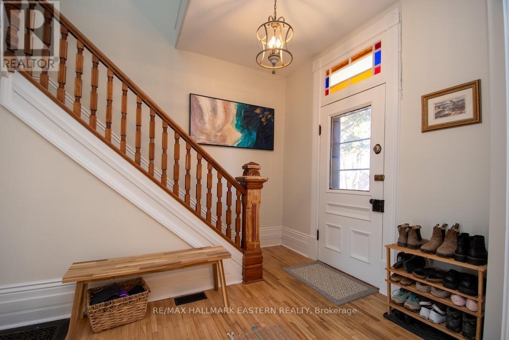 3477 Wallace Point Road, Otonabee-South Monaghan, ON - Indoor Photo Showing Other Room