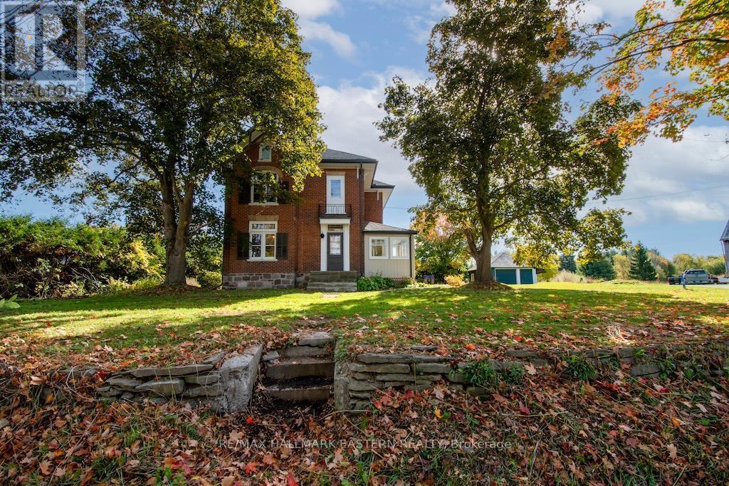 3477 Wallace Point Road, Otonabee-South Monaghan, ON - Outdoor