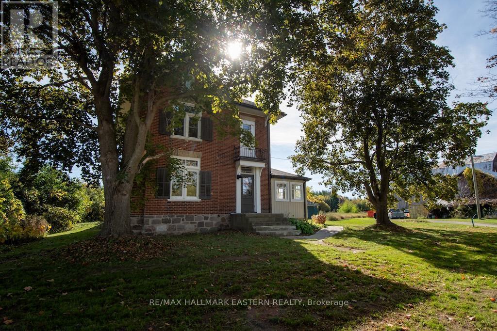 3477 Wallace Point Road, Otonabee-South Monaghan, ON - Outdoor