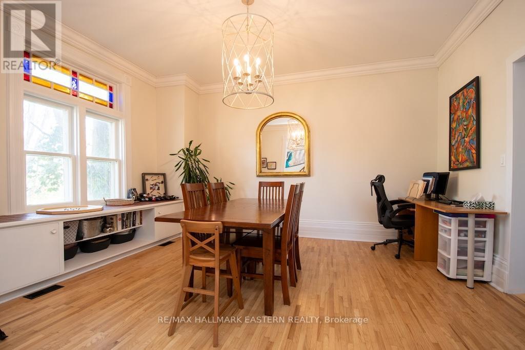 3477 Wallace Point Road, Otonabee-South Monaghan, ON - Indoor Photo Showing Dining Room