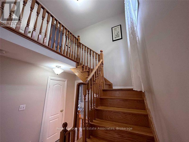 3214 Ridgeleigh Heights, Mississauga, ON - Indoor Photo Showing Other Room