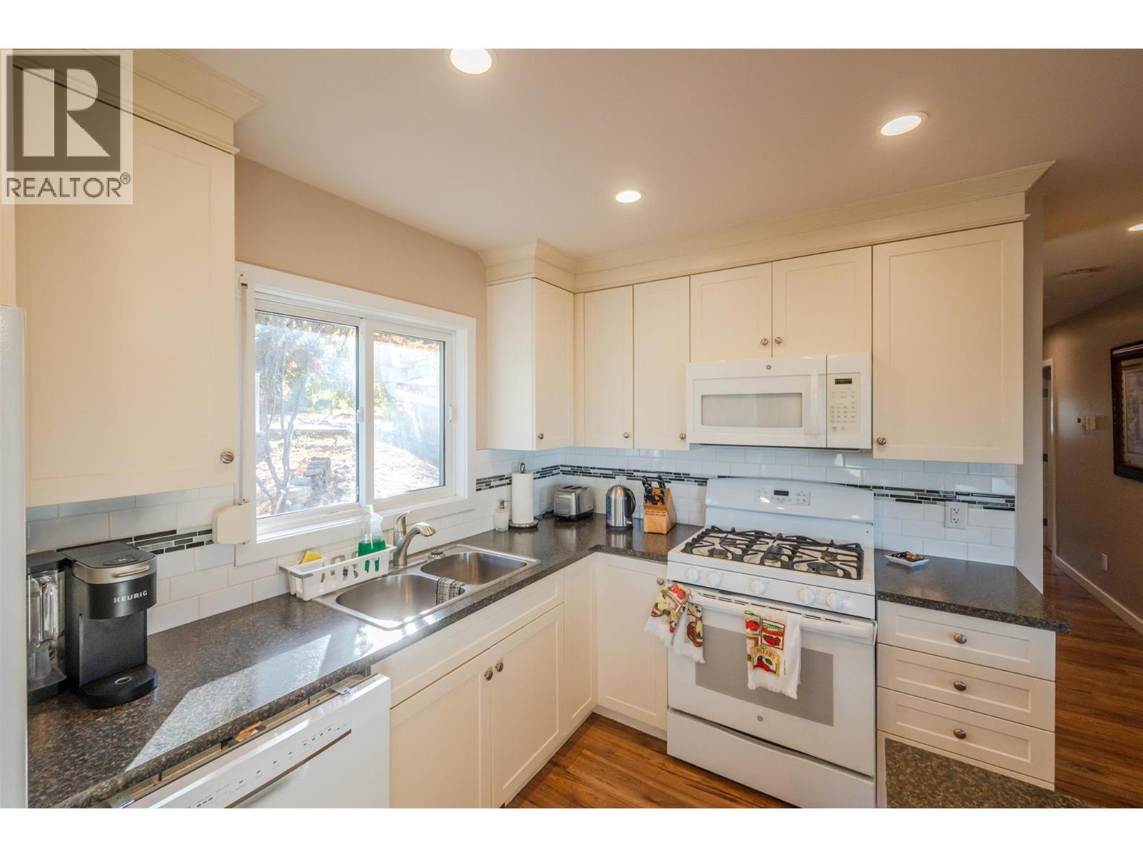 2864 Arawana Road, Naramata, BC - Indoor Photo Showing Kitchen With Double Sink