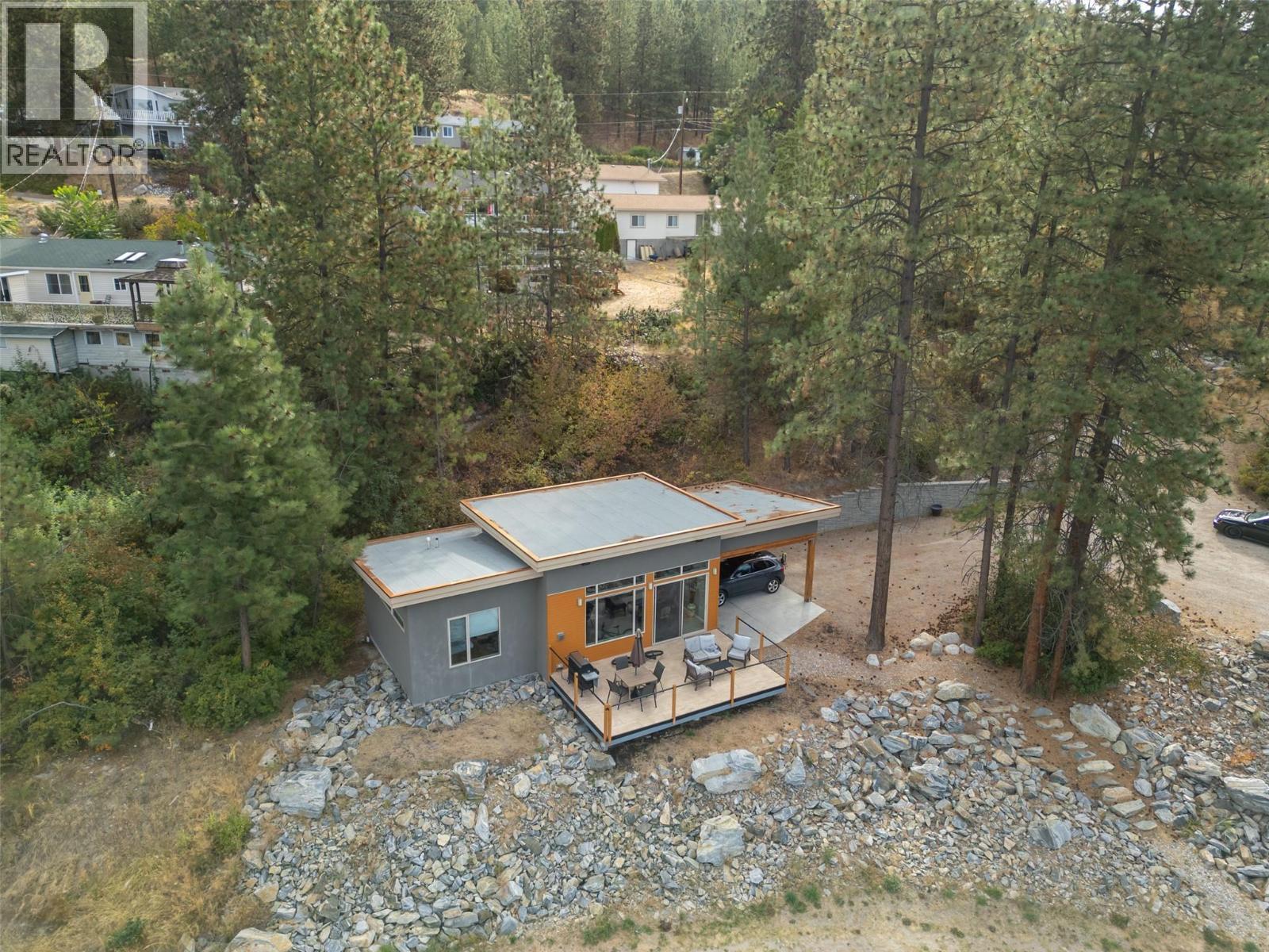 2864 Arawana Road, Naramata, BC - Outdoor With Deck Patio Veranda