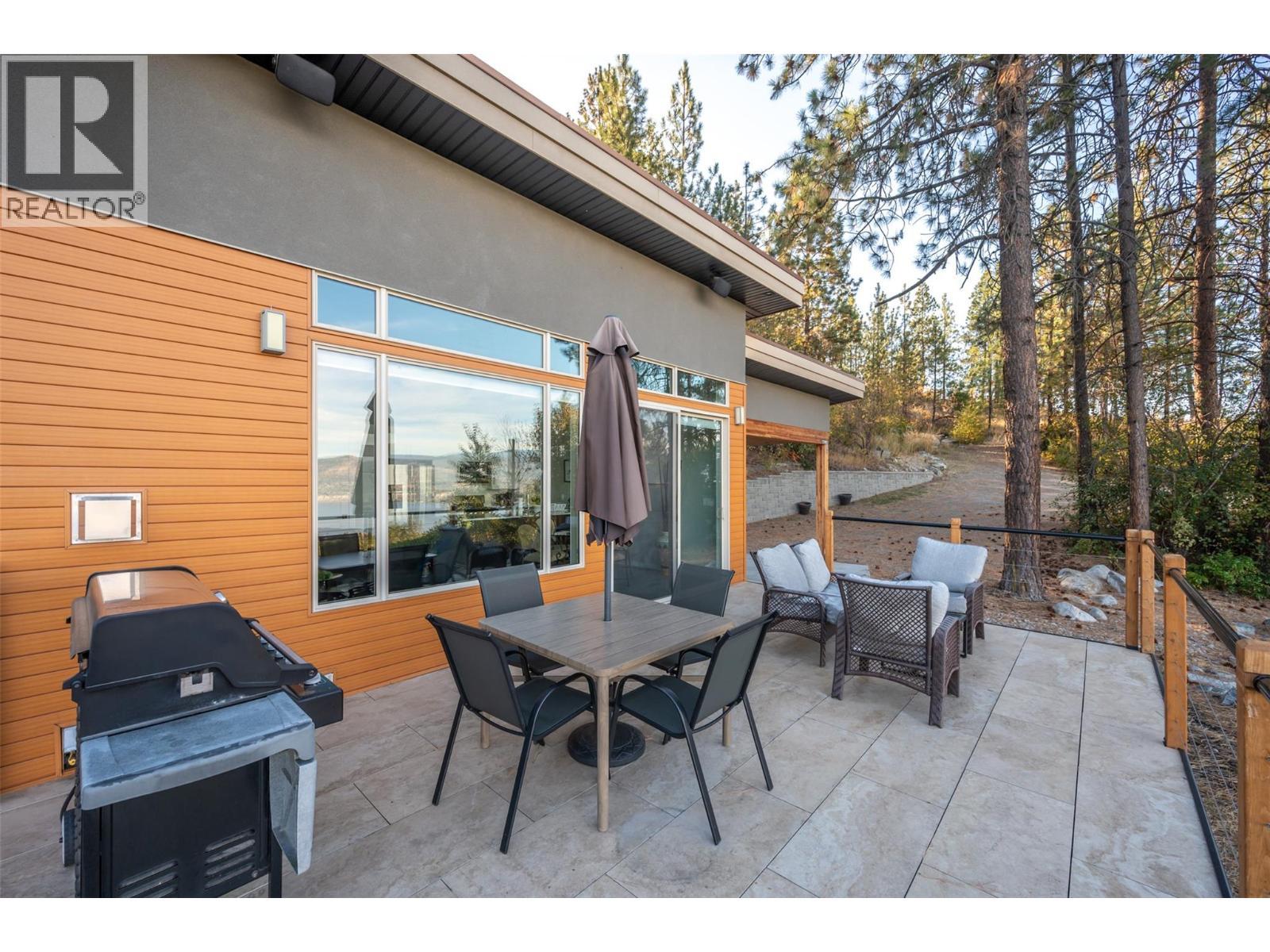2864 Arawana Road, Naramata, BC - Outdoor With Deck Patio Veranda With Exterior