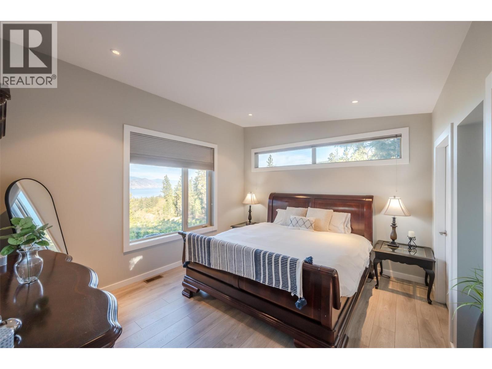 2864 Arawana Road, Naramata, BC - Indoor Photo Showing Bedroom