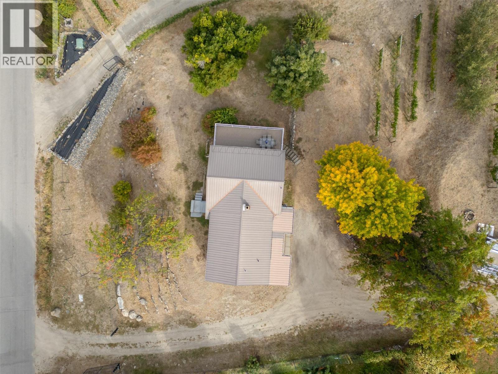 2864 Arawana Road, Naramata, BC - Outdoor