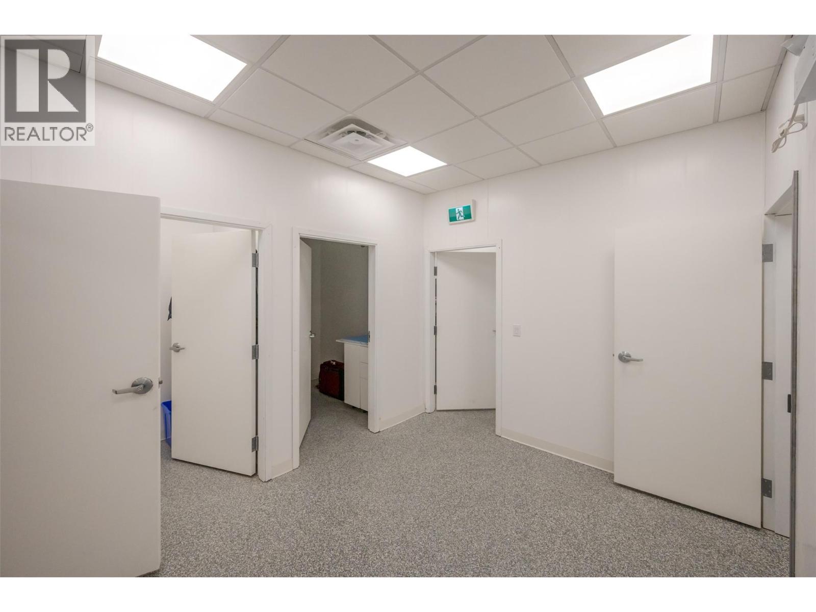 2864 Arawana Road, Naramata, BC - Indoor