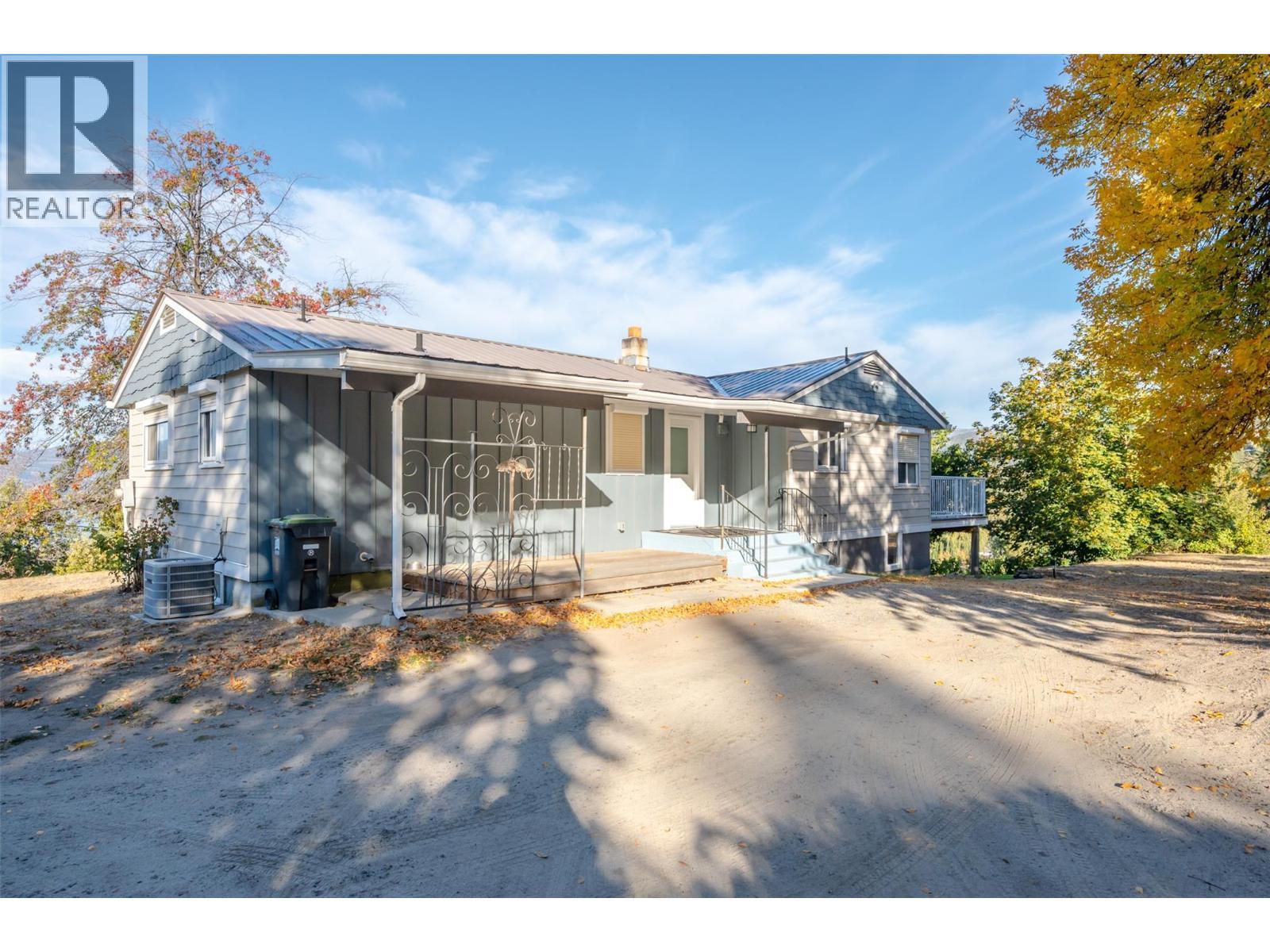 2864 Arawana Road, Naramata, BC - Outdoor