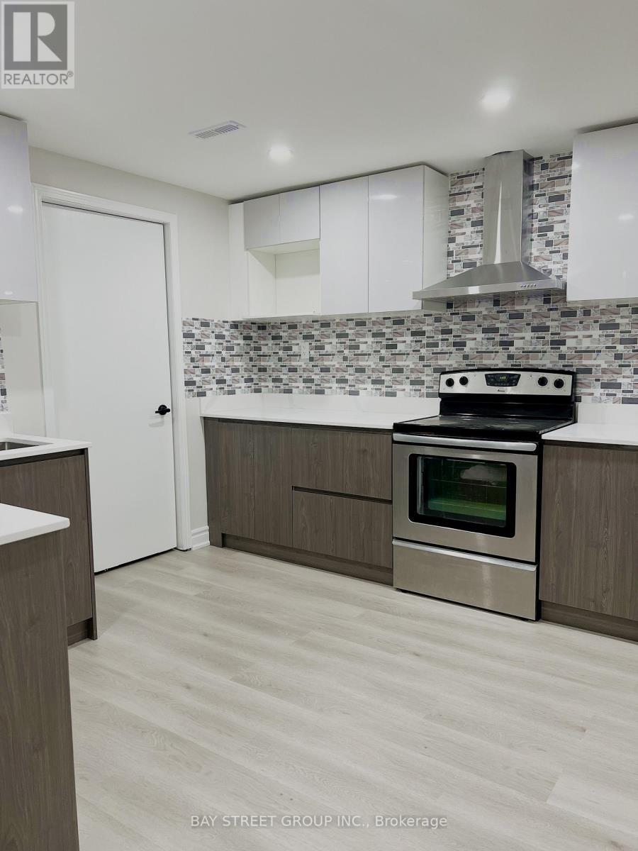 Bsmt - 144 Raymerville Drive, Markham, ON - Indoor Photo Showing Kitchen With Upgraded Kitchen