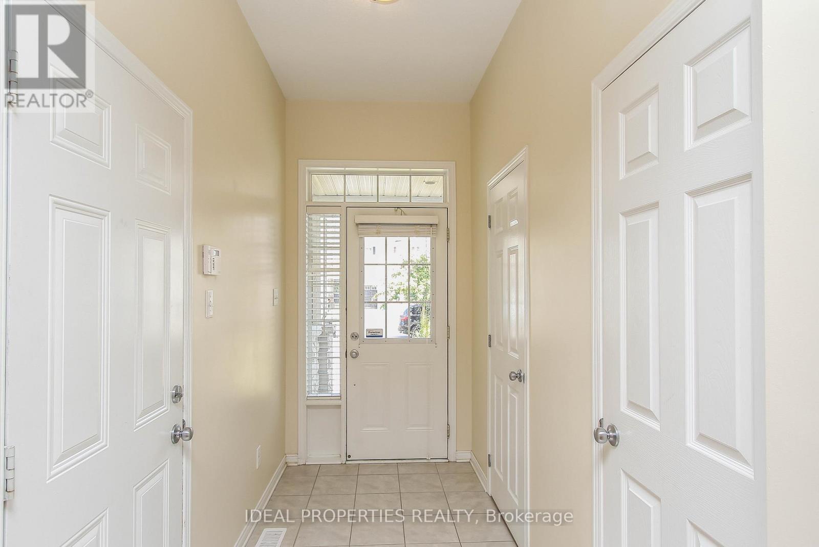 565 Pepperville Crescent, Ottawa, ON - Indoor Photo Showing Other Room