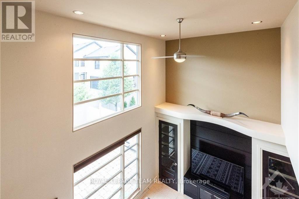 423 Rahul Crescent, Ottawa, ON - Indoor Photo Showing Other Room With Fireplace