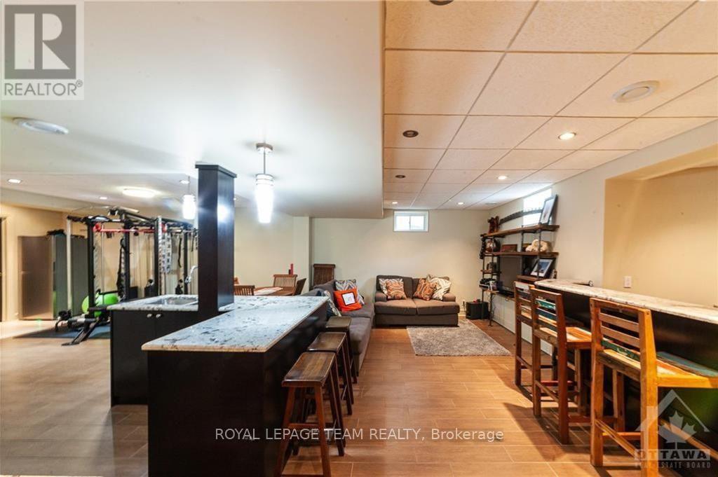 423 Rahul Crescent, Ottawa, ON - Indoor