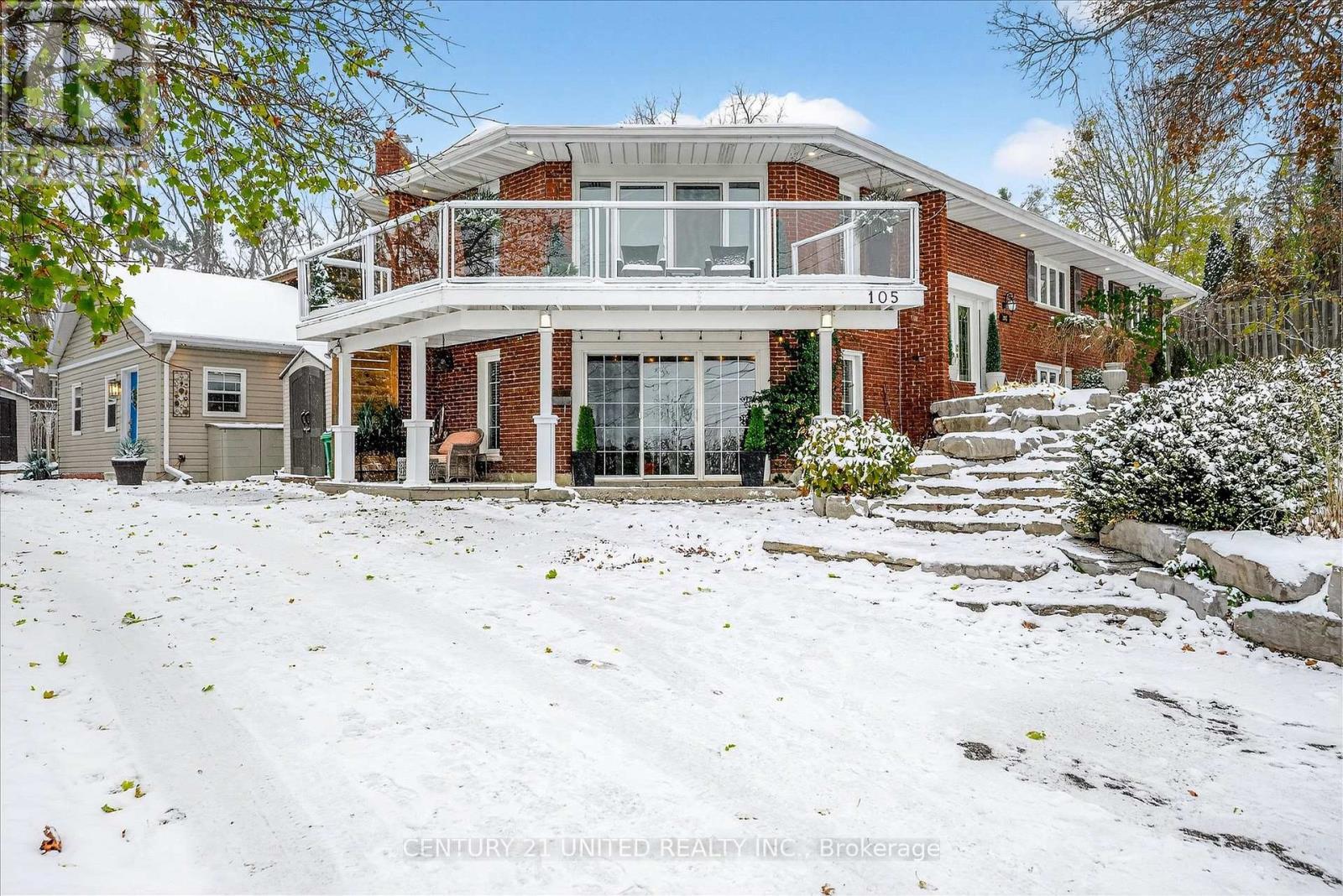 105 Ridgewood Road, Peterborough (Monaghan Ward 2), ON - Outdoor With Deck Patio Veranda