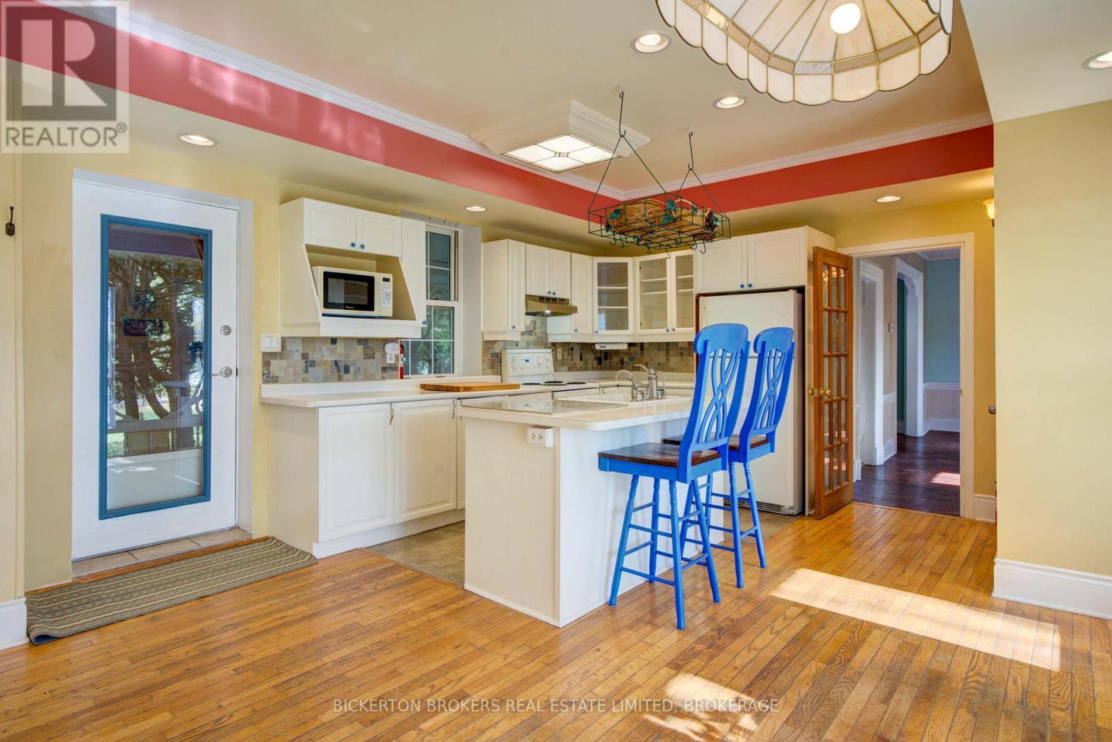 20 Gilbert Street, Lansdowne Village, ON - Indoor Photo Showing Kitchen