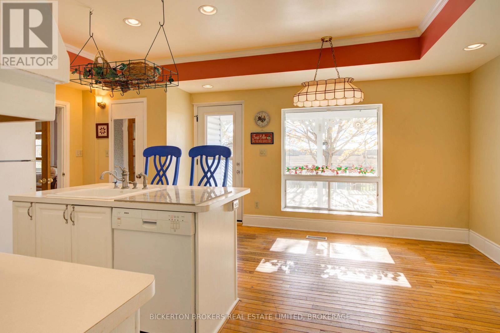 20 Gilbert Street, Lansdowne Village, ON - Indoor Photo Showing Other Room