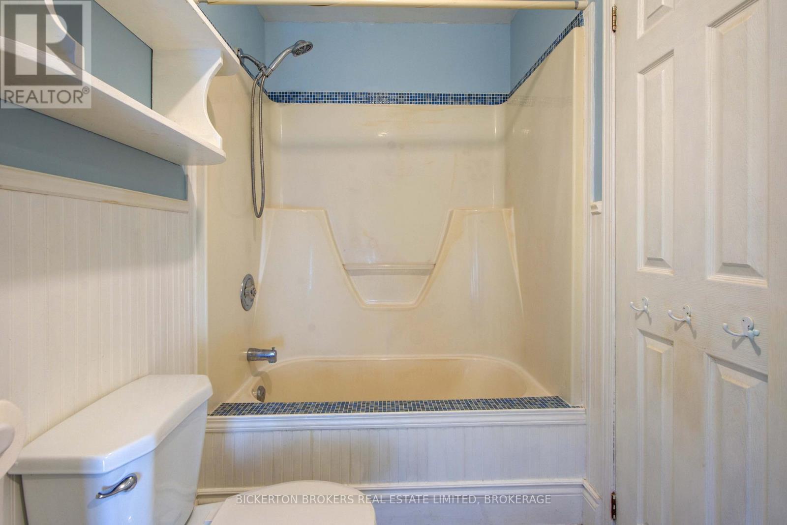 20 Gilbert Street, Lansdowne Village, ON - Indoor