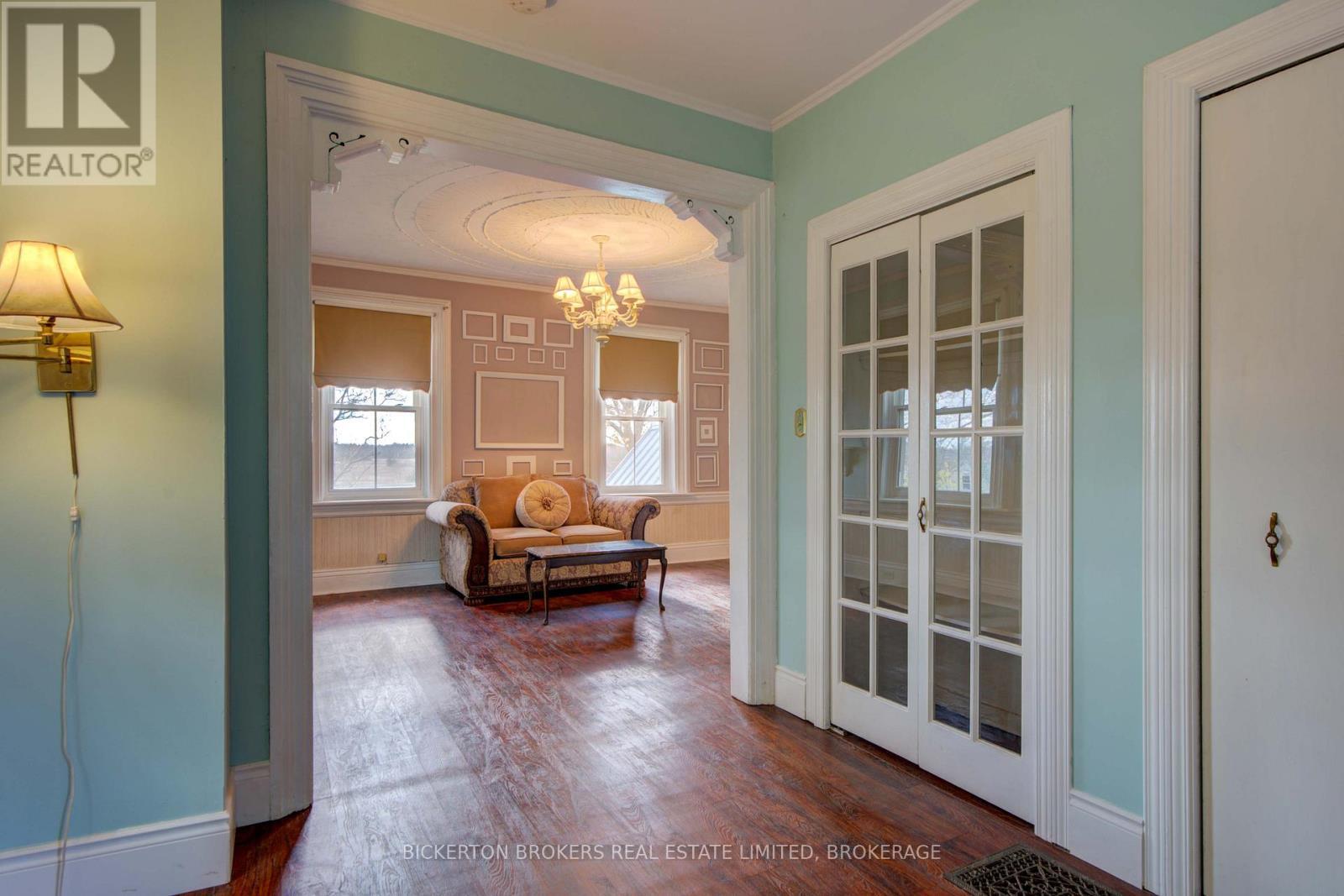 20 Gilbert Street, Lansdowne Village, ON - Indoor Photo Showing Other Room