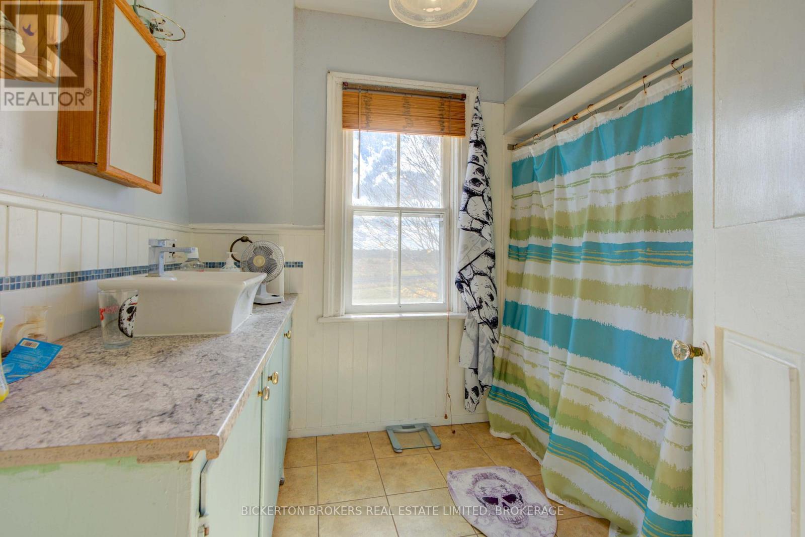 20 Gilbert Street, Lansdowne Village, ON - Indoor Photo Showing Bathroom