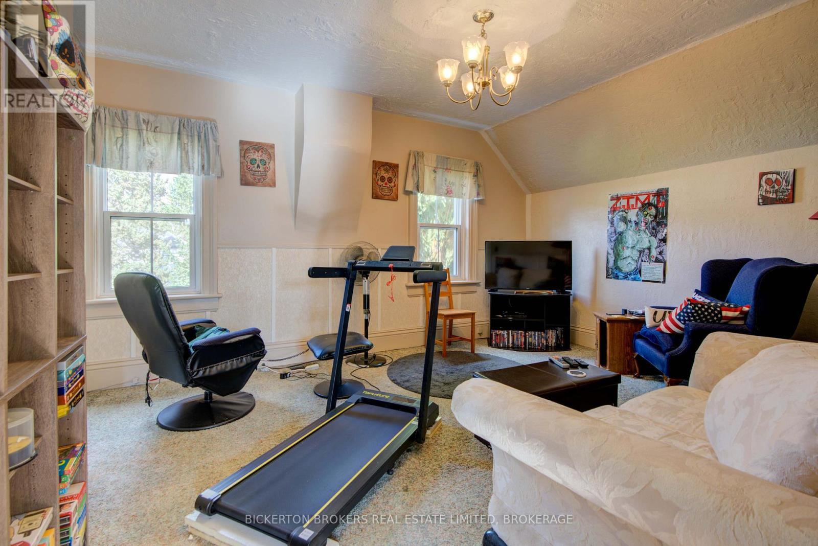 20 Gilbert Street, Lansdowne Village, ON - Indoor Photo Showing Gym Room