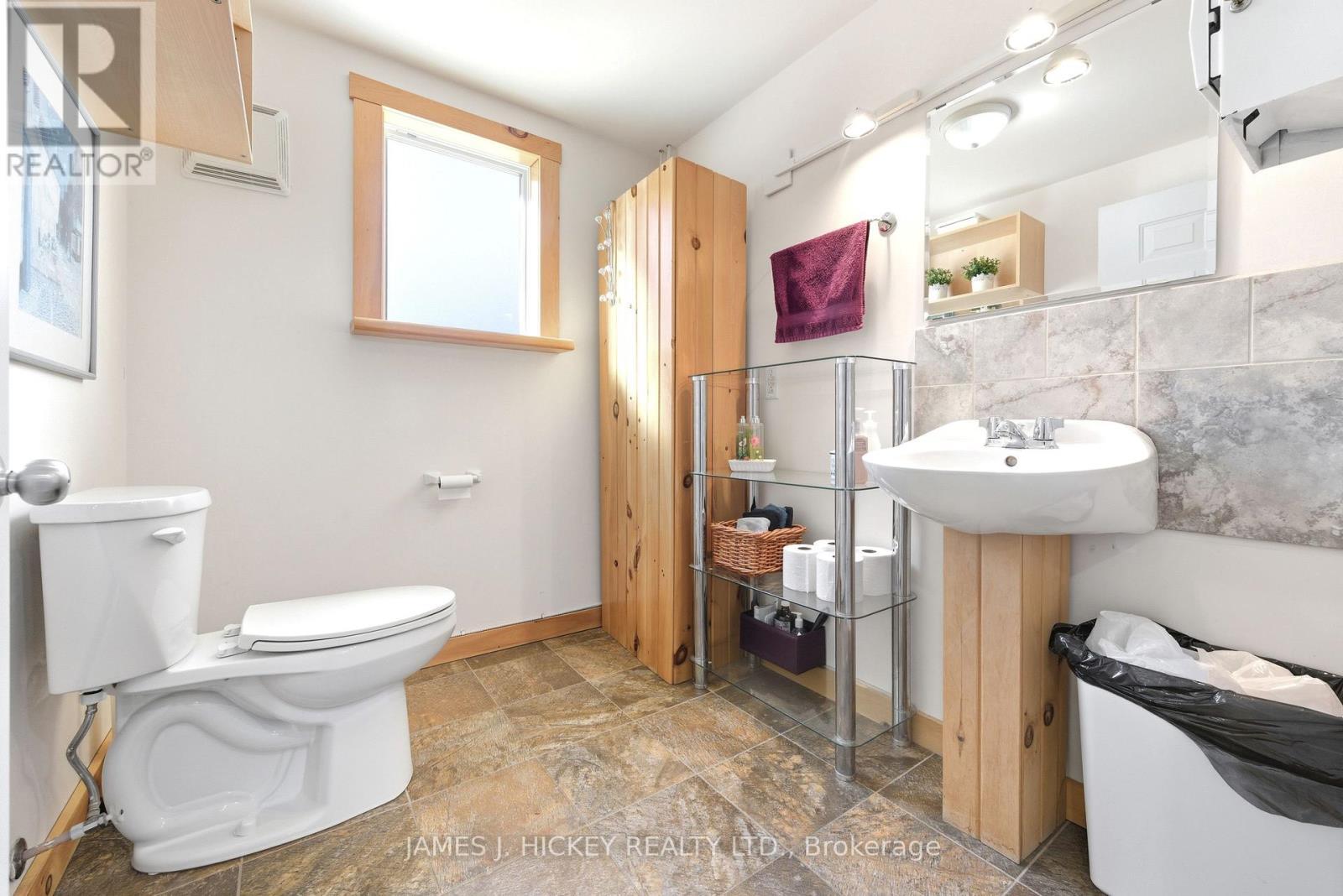 120 Deep River Road, Deep River, ON