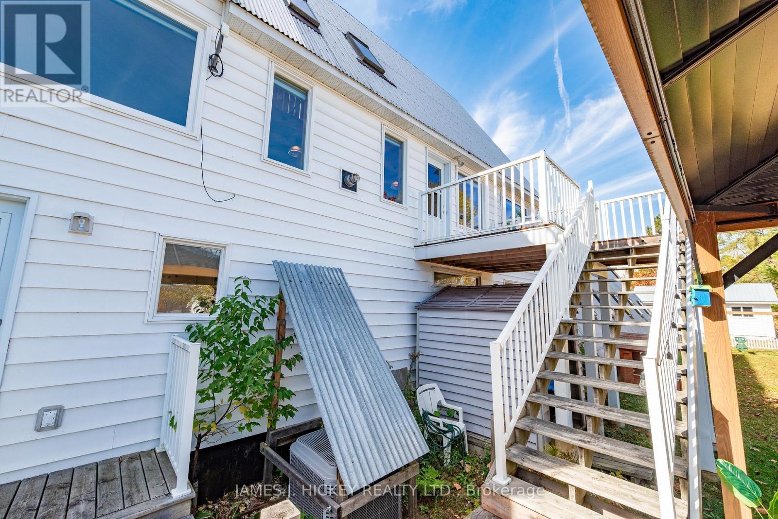 120 Deep River Road, Deep River, ON