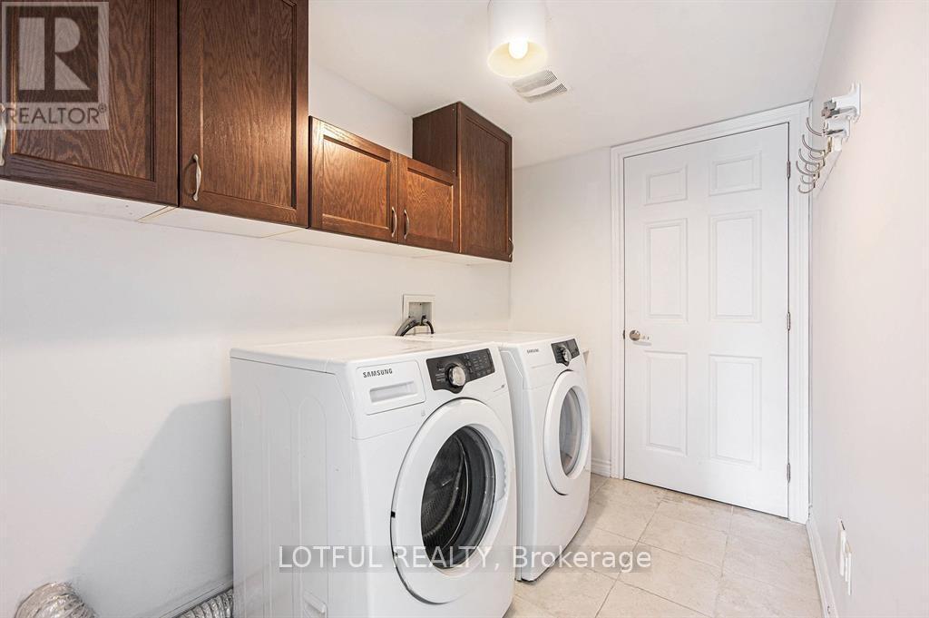 2427 Nutgrove Avenue, Ottawa, ON - Indoor Photo Showing Laundry Room