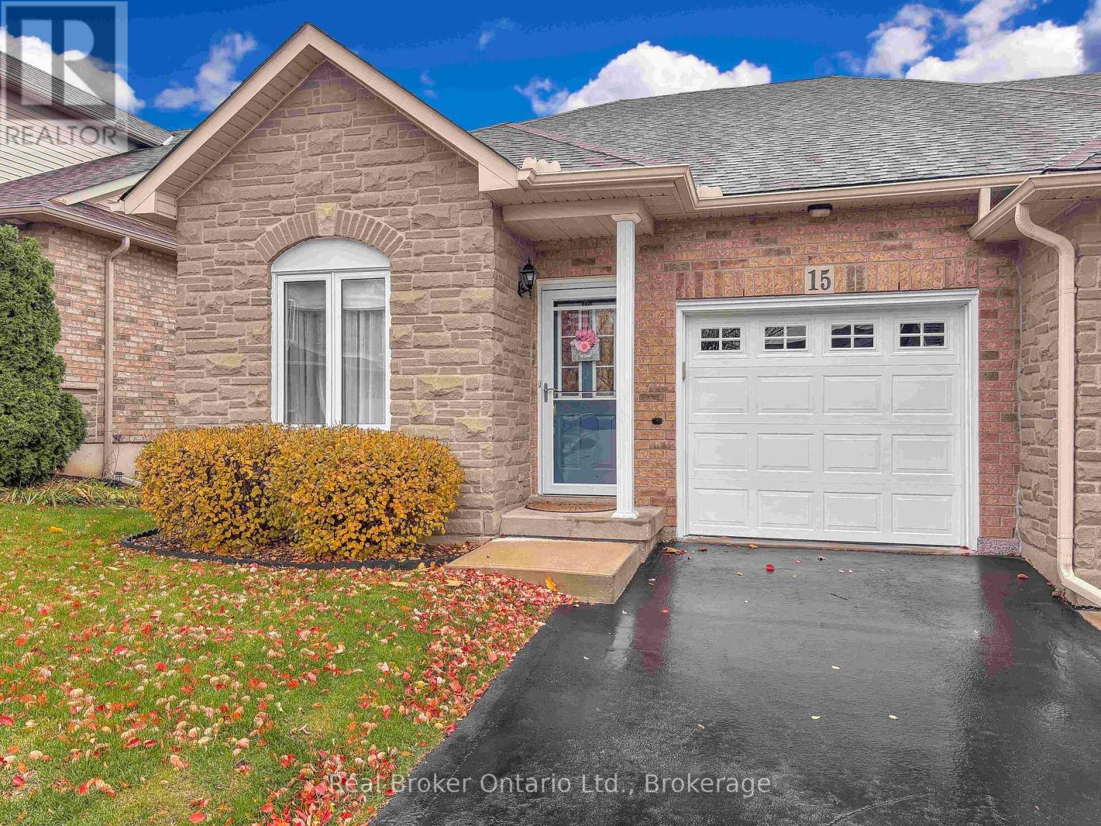 15 - 566 Southridge Drive, Hamilton (Mountview), ON - Outdoor
