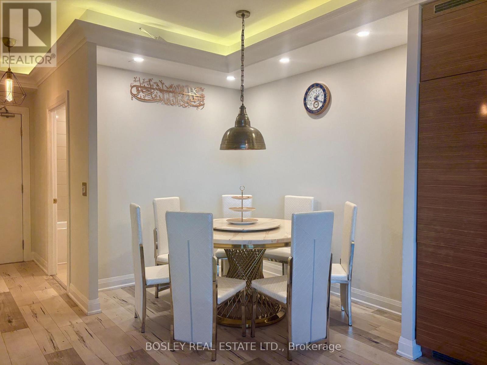 302 - 59 Annie Craig Drive, Toronto, ON - Indoor Photo Showing Dining Room