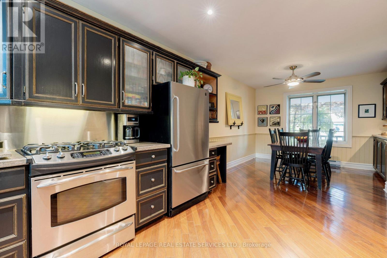 132 Sparling Court, Oakville, ON - Indoor