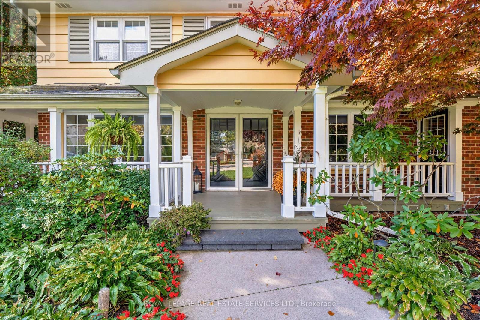 132 Sparling Court, Oakville, ON - Outdoor With Deck Patio Veranda