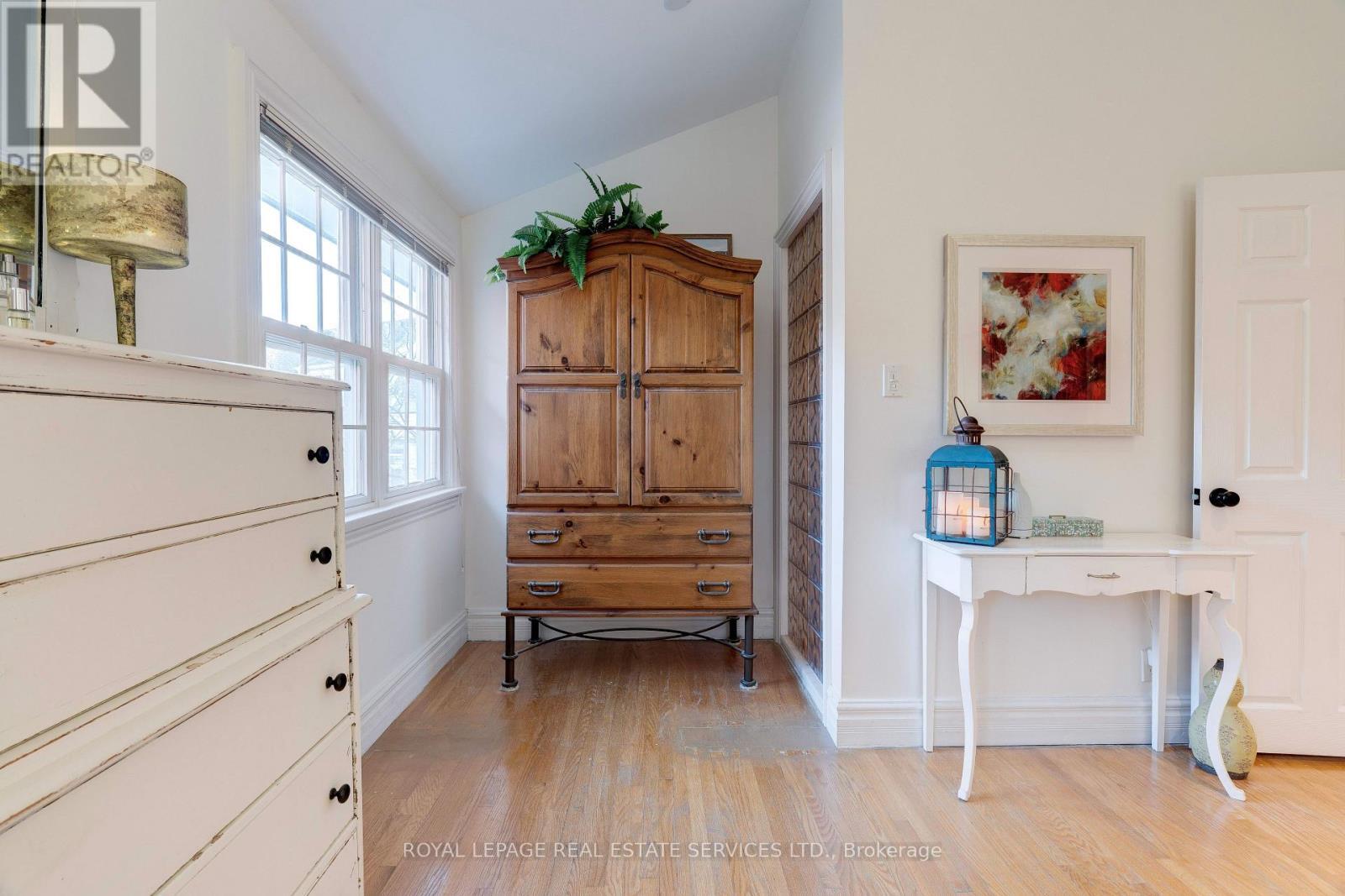 132 Sparling Court, Oakville, ON - Indoor