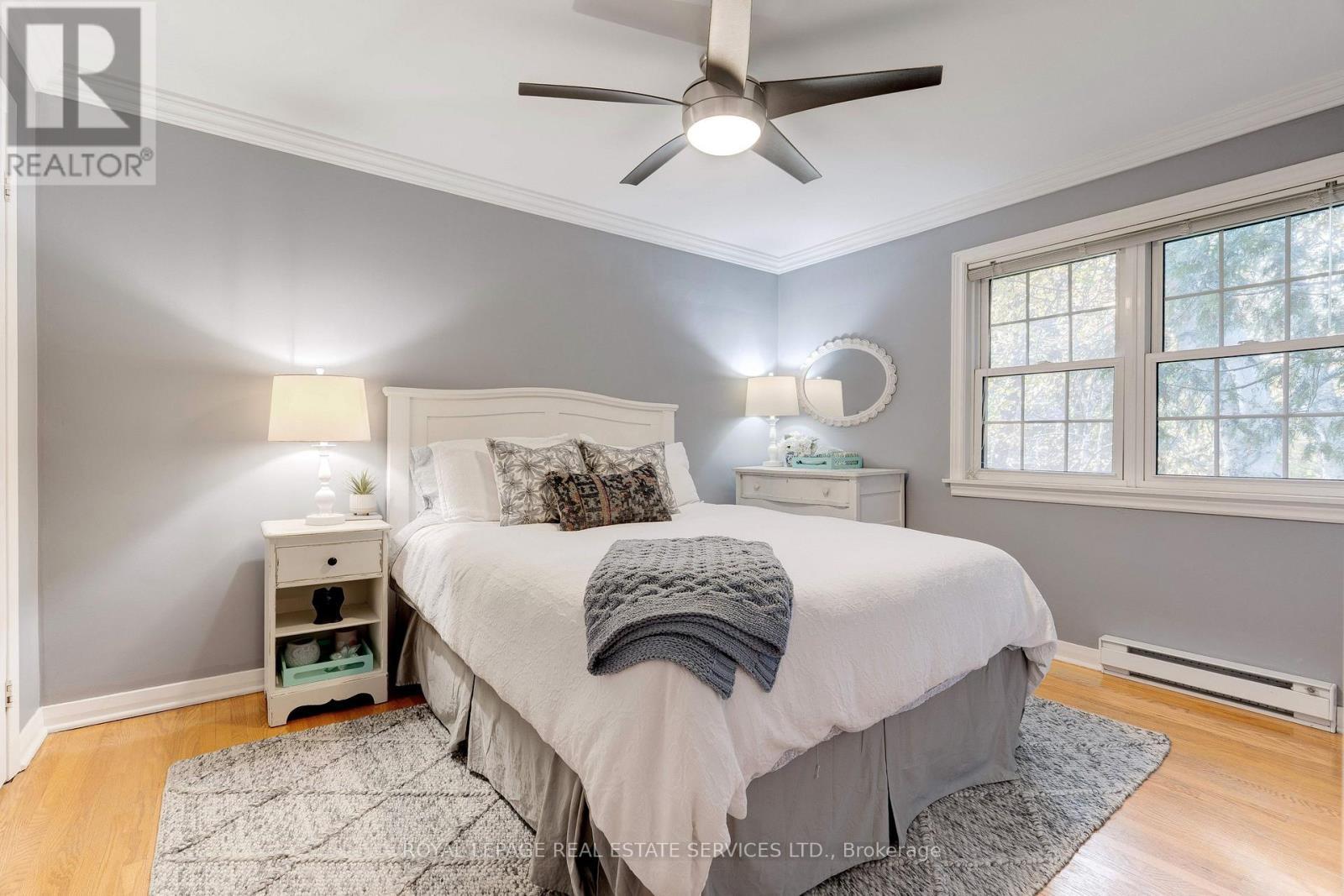 132 Sparling Court, Oakville, ON - Indoor Photo Showing Bedroom