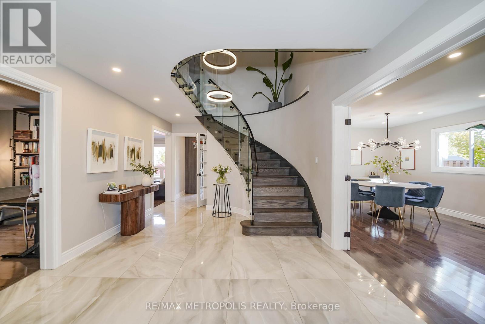 4392 Grassland Crescent, Mississauga, ON - Indoor Photo Showing Other Room