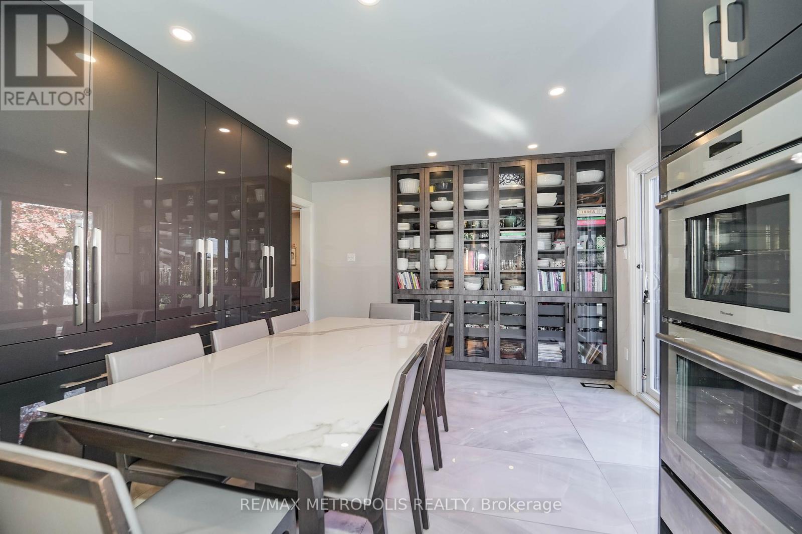 4392 Grassland Crescent, Mississauga, ON - Indoor