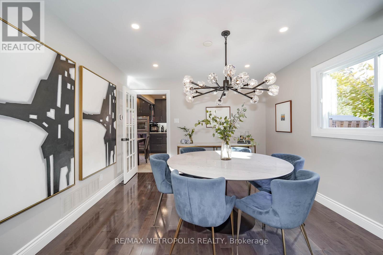 4392 Grassland Crescent, Mississauga, ON - Indoor Photo Showing Dining Room