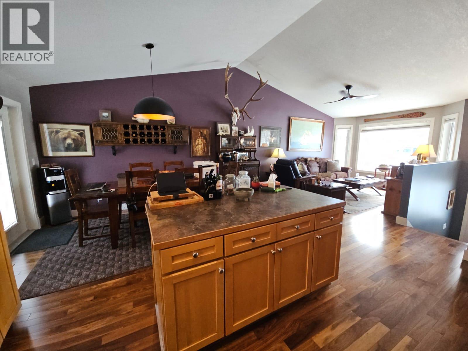 84 Wolverine Avenue, Tumbler Ridge, BC - Indoor