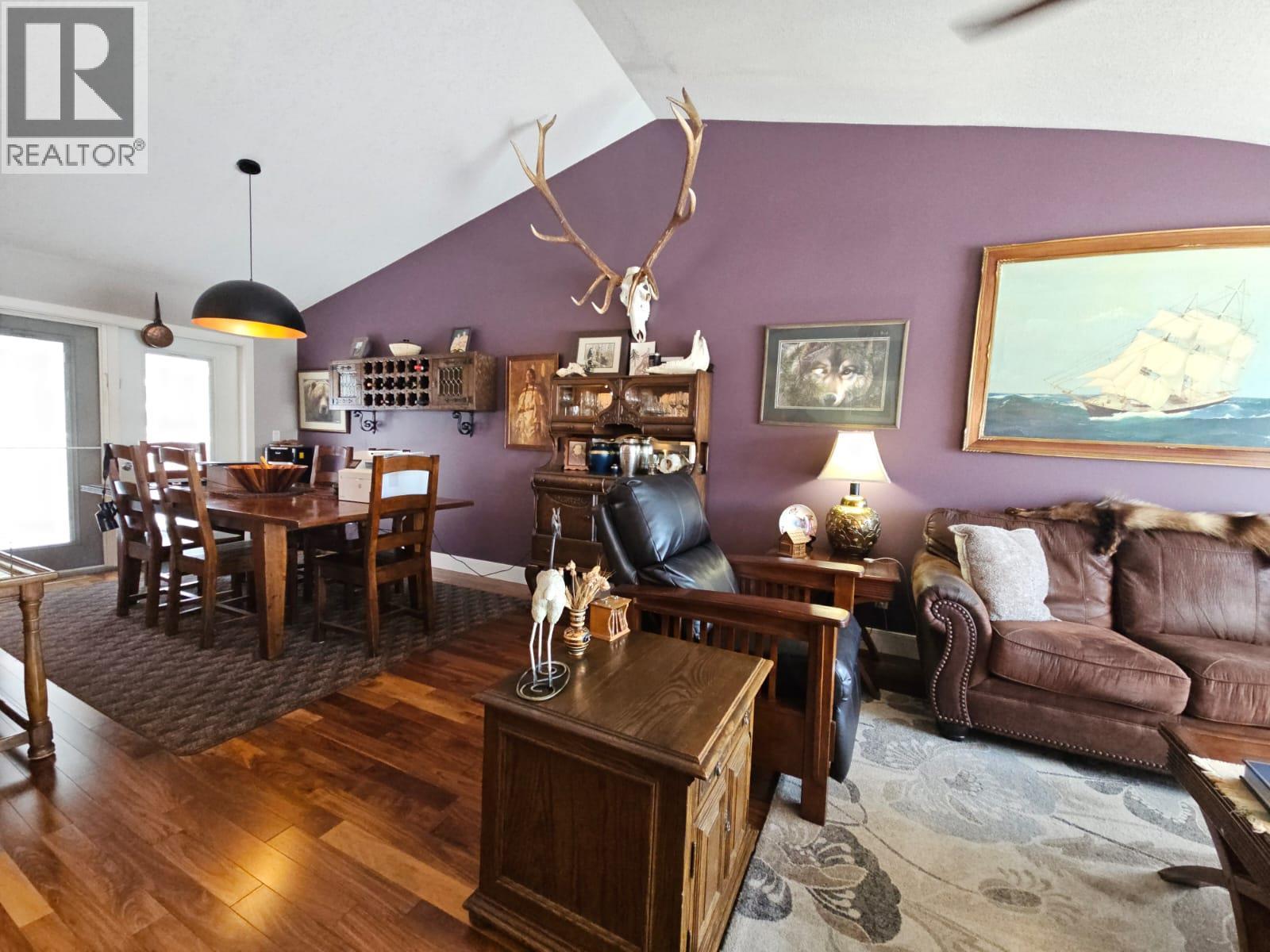 84 Wolverine Avenue, Tumbler Ridge, BC - Indoor