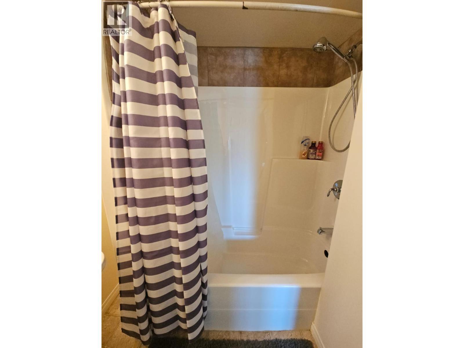 84 Wolverine Avenue, Tumbler Ridge, BC - Indoor