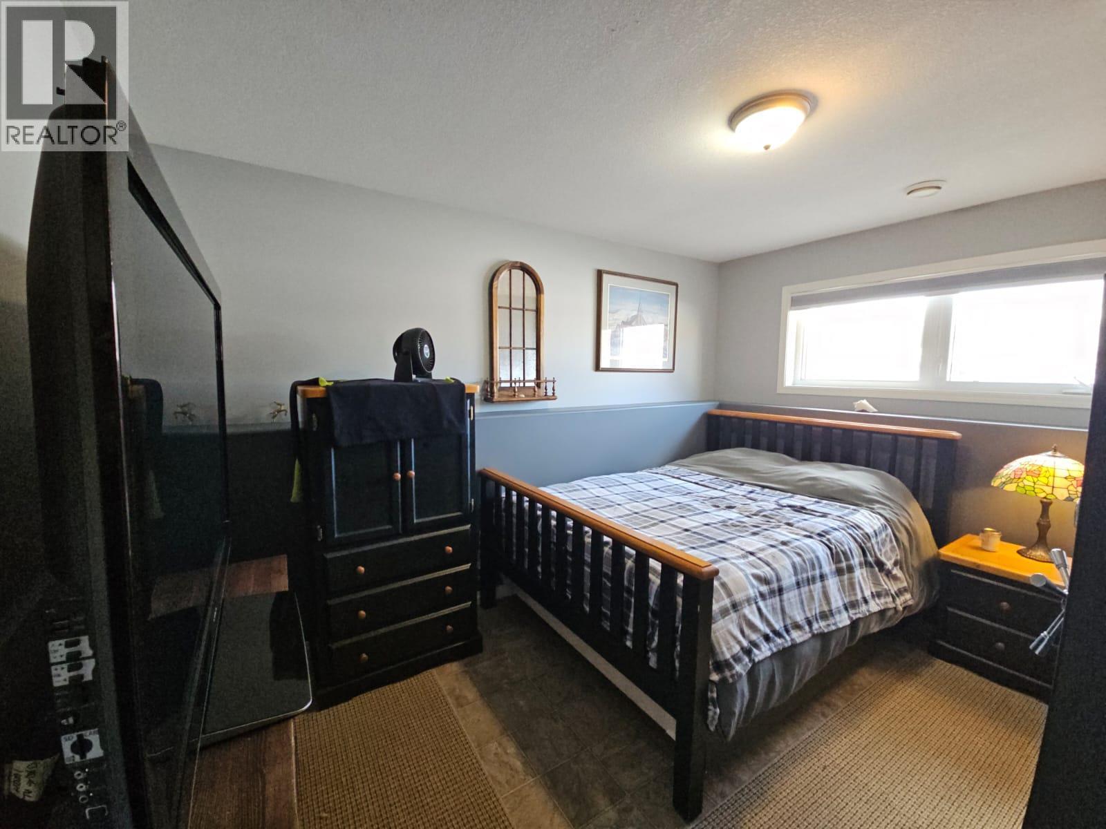 84 Wolverine Avenue, Tumbler Ridge, BC - Indoor Photo Showing Bedroom