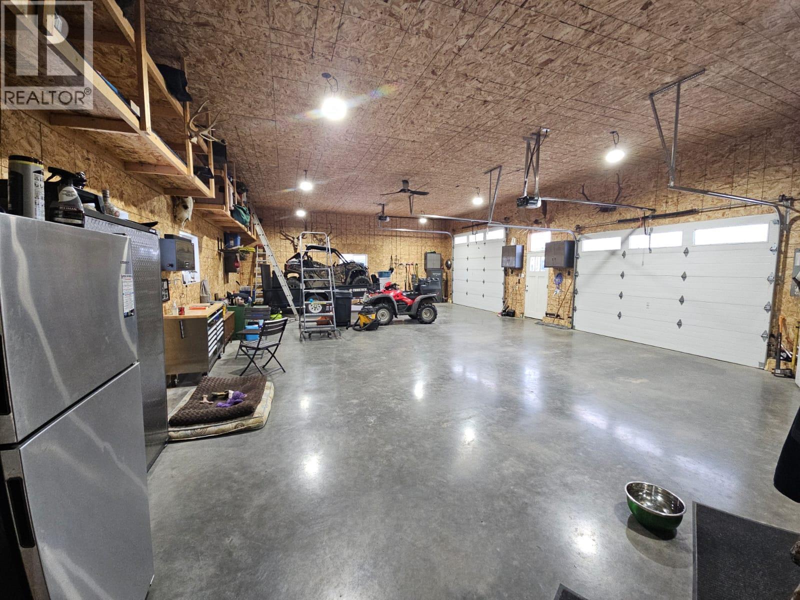 84 Wolverine Avenue, Tumbler Ridge, BC - Indoor Photo Showing Garage