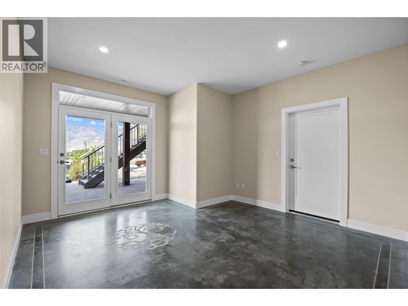 180 Rue Cheval Noir, Kamloops, BC - Indoor Photo Showing Other Room